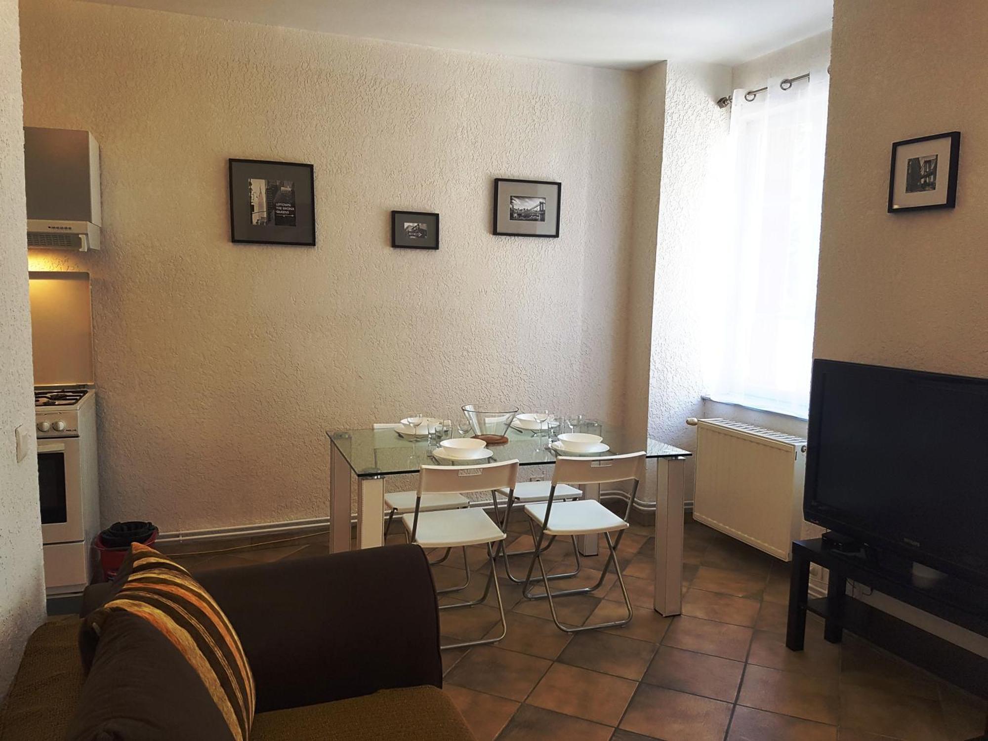 Appartements Coeur De Village Saint-Jean-du-Bruel Zimmer foto